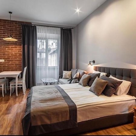 Vip Apartments ! Lviv Dış mekan fotoğraf