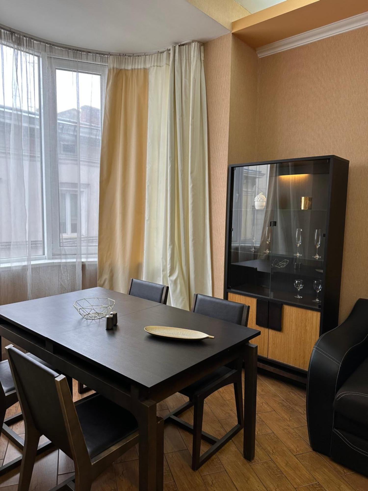 Vip Apartments ! Lviv Dış mekan fotoğraf