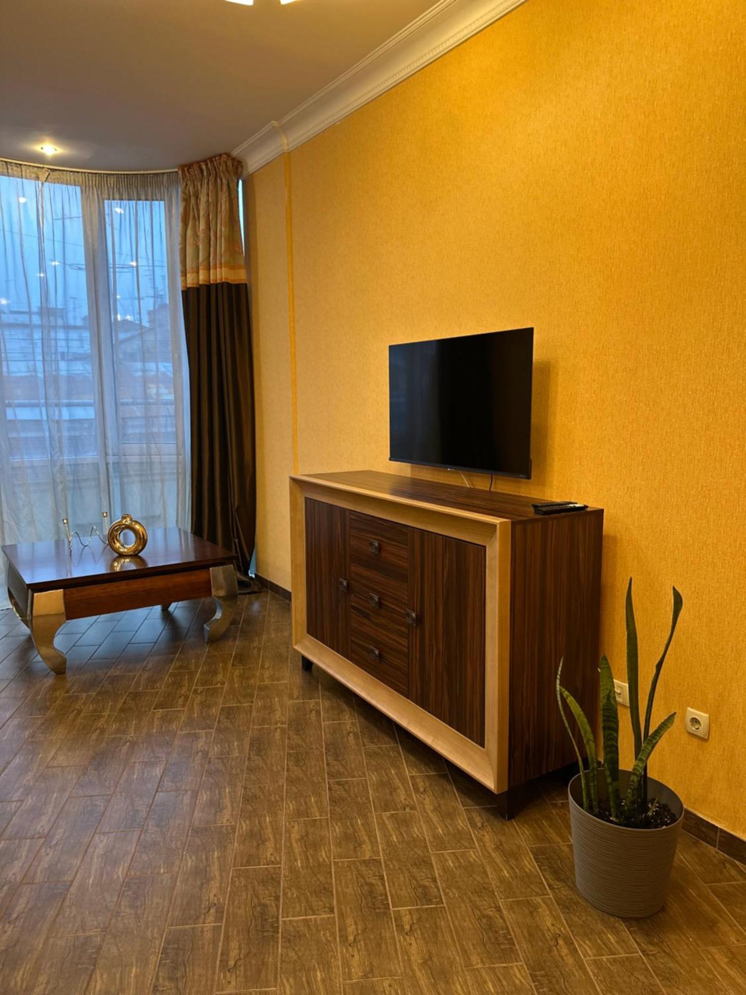 Vip Apartments ! Lviv Dış mekan fotoğraf