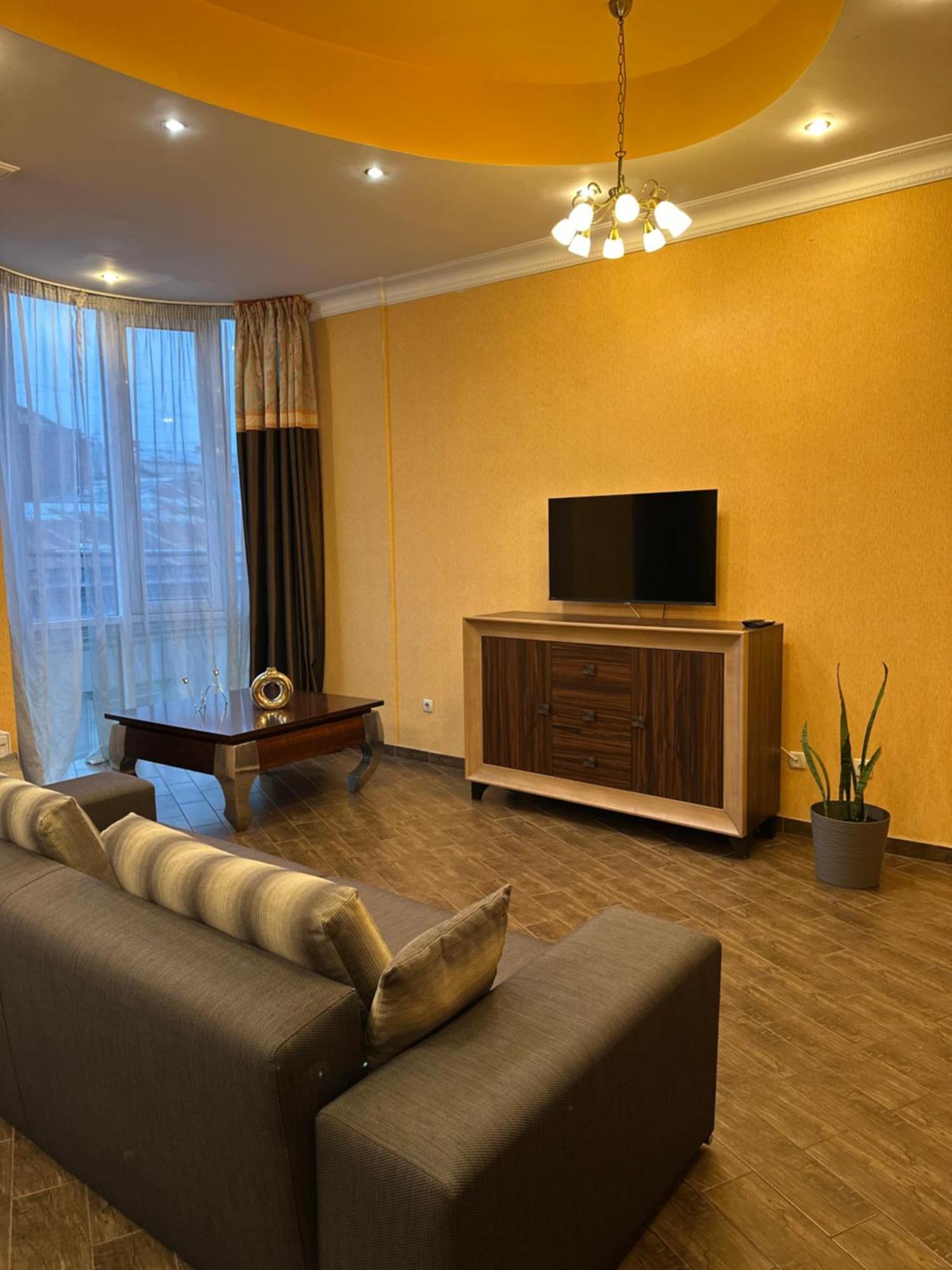 Vip Apartments ! Lviv Dış mekan fotoğraf
